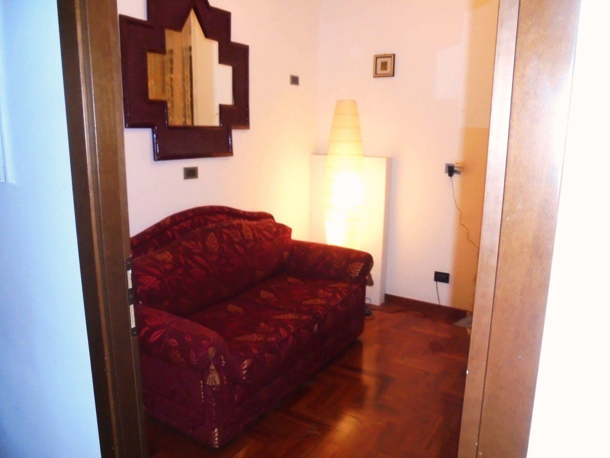 Bed and Breakfast Max House Рим Экстерьер фото